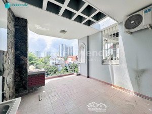 penthouse full nội thất quận 7