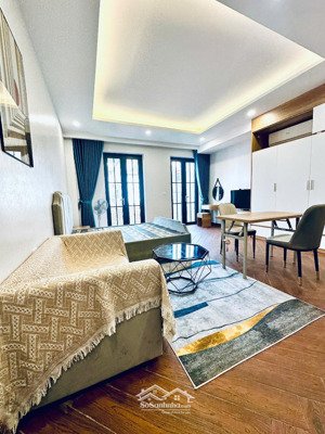 cho thuê căn hộ studio 50m2, giá 7 triệu, ngọc lâm, long biên, hà nội
