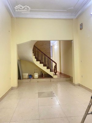 cho thuê nhà riêng tại số 422 kim giang, 11 triệu, 42m2, 4pn, 3wc, giá tốt