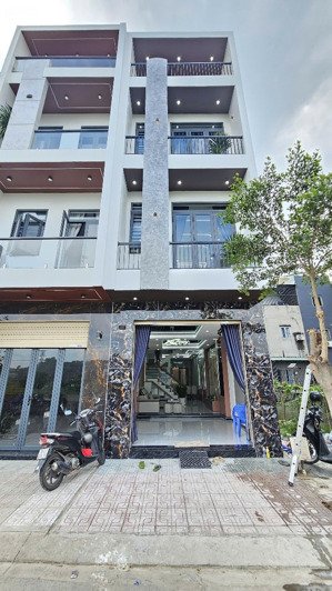 bán nhà 1 trệt 2 lầu kdc phú hồng thịnh 8 gần ngã tư miếu ông cù 500m, p.bình chuẩn, tp.thuận an