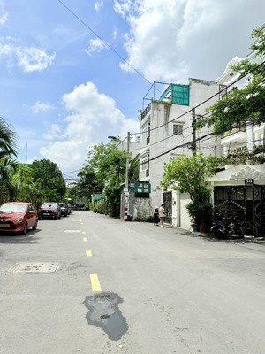 hàng đầu tư f0 đường 27 khu ven sông p.hiệp bình chánh đường ôtô thông 6m gần phạm văn đồng