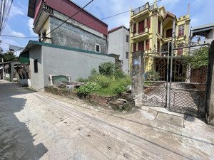 chính chủ bán đất lô góc,ô tô tải vào tận đất-giá đầu tư