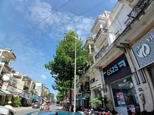 mặt tiền trần thị nghỉ, căn góc 520m, lửng, 2l, st, 6pn