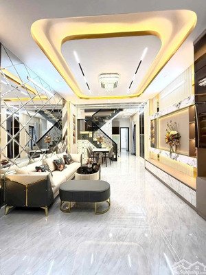 4tỷ800 có ngay nhà 1 lầu sổ hồng riêng, dt 52m2 huỳnh tấn phát