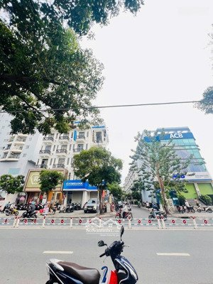 cho thuê căn nhà mới 8x16m thiết kế mở ngay kdc acb nguyễn sơn, thích hợp mở showroom, kinh doanh