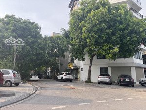 ngọc thuỵ mặt trục chính kinh doanh đỉnh giảm sâu 2 tỷ