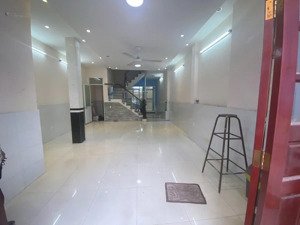 nhà khu chợ vải phú thọ hòa, 30m là ra tới mặt tiền, hẻm xe tải tránh nhau, 5x18m, 12 tỷ 9