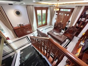 bán gấp nhà mặt phố quang trung 100m vỉa hè rộng chỉ 26 tỷ cực tốt đầu tư