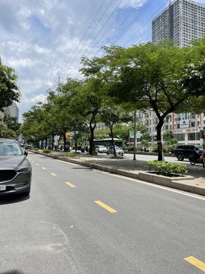 bán nhà phố nguyễn hoàng - 67 tỷ - 120m2 - 10t - mt 10m - phân lô - vỉa hè - ô tô tránh - kd - vp