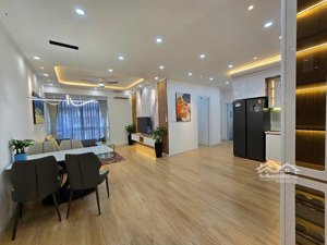 cần tiền bán nhanh căn hộ sky garden, pmh, q7 giá siêu rẻ mùa dịch. lh: em hằng