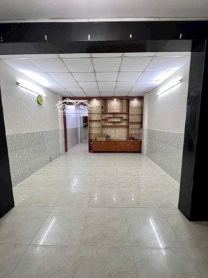 giảm 700tr - 9,9 tỷ- căn góc 2 mặt hxh 6m phú nhuận - nhà ngang gần 5m - 5 tầng xịn sò, 9.9 tỷ