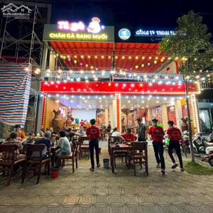 CHO THUÊ NHÀ MẶT TIỀN ĐƯỜNG SÔNG HẬU GẦN SÂN VẬN ĐỘNG