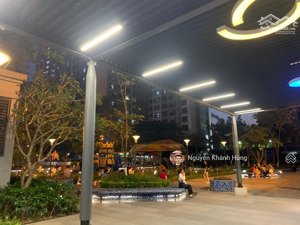 bán chung cư golden 136 hồ tùng mậu, dt 77m2 gồm 2 ngủ 2 wc, khách, bếp. giá chào 5,75 tỷ