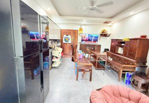 bán nhanh căn hộ góc 80m2. 2 phòng ngủ tại thanh hà-hà đông.