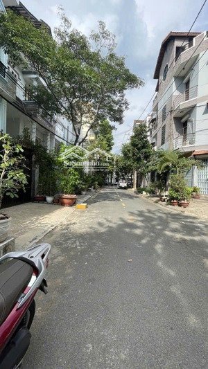 bán nhà 4 tầng 6 x 20m kdc vip trung sơn, bình hưng, bình chánh, giáp quận 1, q7