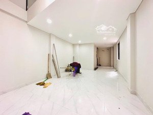 11.8 tỷ nhà đẹp trường chinh-nhà mới 6 tầng thang máy full nội thất-15m ra mặt phố dt:40m-mt:7.3m