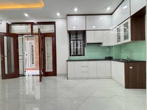 hót hiếm bán nhà thanh bình 35m 5 tầng mặt tiền vip,ngõ nông, rộng, phân lô đẹp ở sướng chỉ 6.9 tỷ