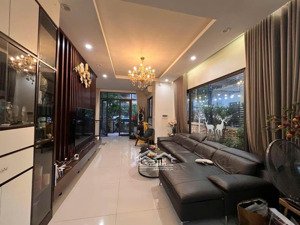 phạm thủy villas - cho thuê biệt thự 154m2 full đồ rất đẹp vinhomes thăng long. lh 0936 079
