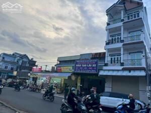 Giảm sốc bán nhanh trong 30 ngày .Siêu phẩm tòa nhà góc 2 MT KDC 434 - Thuận An ,TP.HCM 300m2 22ty