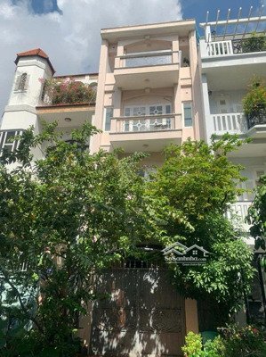 bán gấp nhà hxh 134 thành thái q.10 4,5x19m (83m) giá tốt 20.5 tỷ