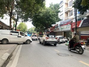 bán nhà mặt phố 90m 5 tầng kinh doanh cực đỉnh, vỉa hè rộng, chỉ 31 tỷ