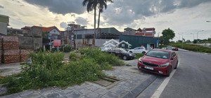 quá rẻ ạ! nhà mới 5 tầng phúc lợi, dt: 72m2, chỉ nhỉnh 8tỷ. ô tô đỗ ngày đêm cách 50m