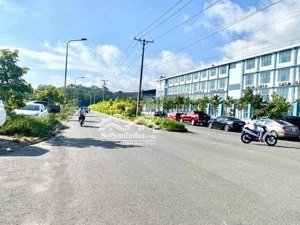 chính chủ cần ra gấp lô 105m2 giá 2tỷ3 ngay kdc an thuận, sát ql51, gần trường học, kcn, sổ sẵn