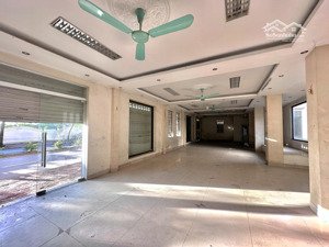 cho thuê kho hàng, showroom khu vực kim giang, dtsd 280m, container đỗ cửa, giá 30tr/th