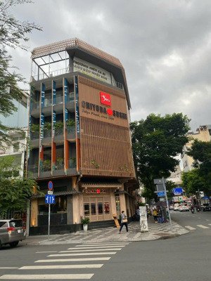 105 tỷ, mặt tiền lê thánh tôn, 5.8x27, 8 tầng, hợp đồng thuê 220 triệu/tháng - tốt nhất khu vực