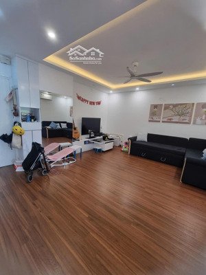 chính chủ cho thuê căn hộ chung cư hh gia thụy 90m 2pn 2wc full đồ: lh 