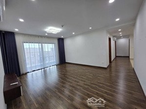 cần bán nhanh căn hộ 4 ngủ goldmark, tầng trung hướng mát giá chỉ 11,8 tỷ ( có tl )