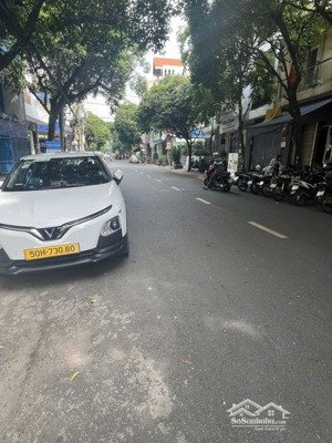 bán nhà 6 tầng,gần tô hiến thành,p13,q10.diện tích 51 m,giá nhỉnh 9 tỷ