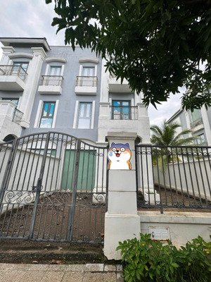 bán biệt thự sl giá tốt nhất - diện tích đất 227m2 - vinhomes quận 9 giá 36 tỷ all in