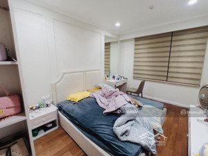 cam kết giá thật. cho thuê 2pn2vs toà vip c67 d''capitale - trần duy hưng 119 trần duy hưng