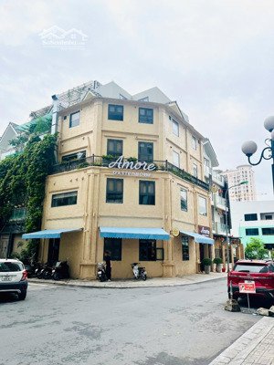 cho thuê nhà mặt phố huỳnh thúc kháng dt 120m x 6 tầng, mặt tiền lô góc rộng chỗ để xe thoải mái