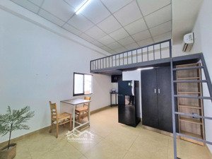 căn hộ có gác ở 2-3 người thoải mái gần chợ hạnh thông tây, tiện đi phan văn trị - thang máy