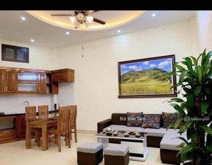 cho thuê nhà vũ tông phan hoàng mai dt:35m2x4,5 tầng