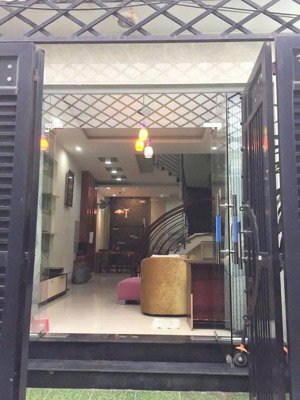 cho thuê nhà ngay pandora trường chinh, full nội thất, 3pn giá cực tốt