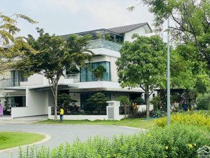 cho thuê biệt thự 5pn, 5wc, 180m2 tại ecoxuân, quốc lộ 13, lái thiêu, giá 20 triệu vnd