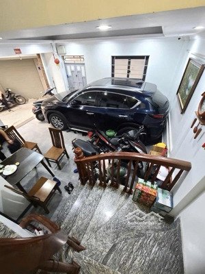 ô tô vào nhà -lô góc -ngõ thông - 3 bước ra phố