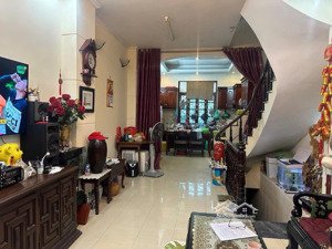 bán nhà dương văn bé hai bà trưng 13,2 tỷ, 36.7m² x 5 tầng, ngay sát times city, ô tô đổ tận cửa!