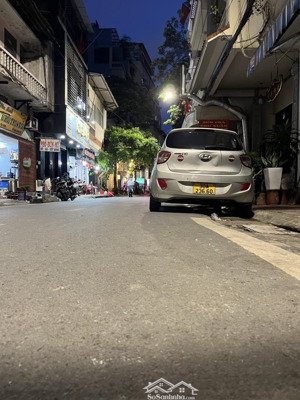 bán nhà mặt phố kinh doanh phường trúc bạch đt 