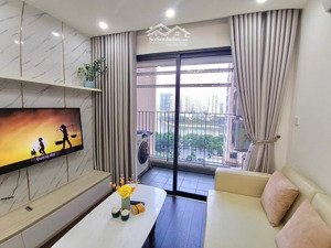 cho thuê ch 1pn view hồ ,diện tích 45m2, giá 17 triệu vnđ, vinhomes d''capitale, cầu giấy, hà nội