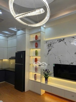 bán nhà đường mỹ đình - nhà dân xây - full nội thất - 20m ô tô - trung tâm quận - nhỉnh 7 tỷ