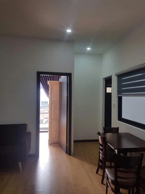 bán toà căn hộ 4 tầng đường võ như hưng gần biển dòng tiền gần 50tr/tháng