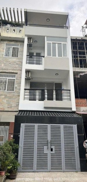 nhà mới đẹp - nhà nguyên căn đường hồng hà, phường 2, quận tân bình - bàn giao ngay