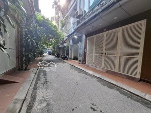 phân lô trần quốc hoàn - cầu giấy - ô tô tránh - kinh doanh - 2 thoáng - ở sướng - dt58m2