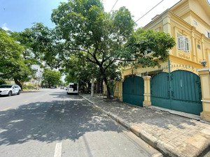 cho thuê biệt thự tại phú mỹ hưng, 70 triệu, 198m2, uy tín cho thuê gấp 