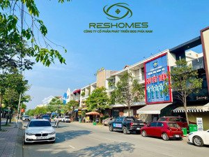 bán gấp căn nhà 1 trệt 2 lầu mặt tiền đường n1 khu dân cư d2d giá 14 tỷ 500tr