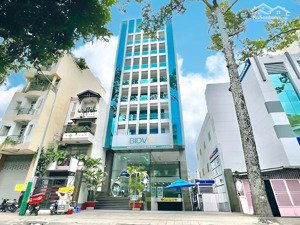 văn phòng 225m2 giá 99 triệu/th (1 phòng duy nhất)